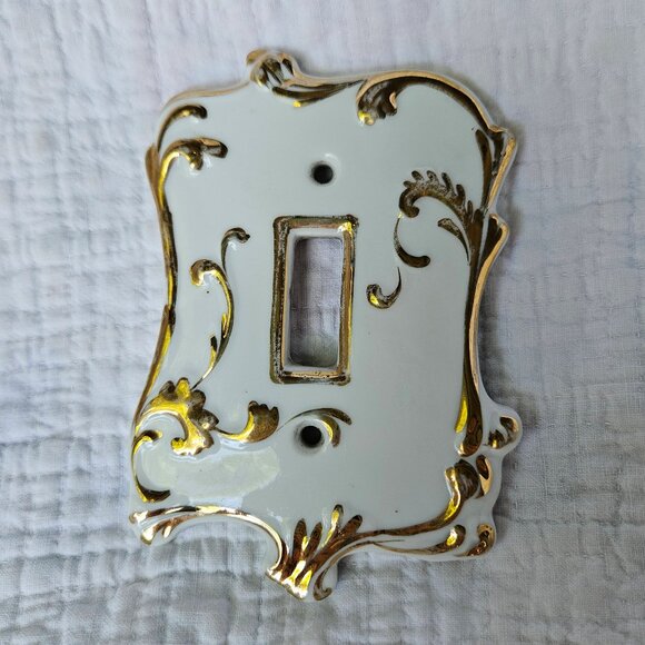 Vintage Porcleain Gilded Gold Trim Decorative Light Switch Plate Single Japan - Picture 1 of 6